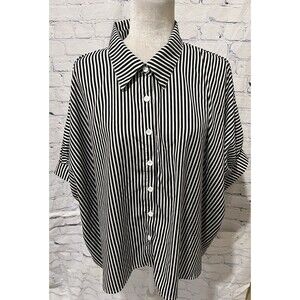 Wishing Waves black & white striped button-down blouse with half sleeves Size L
